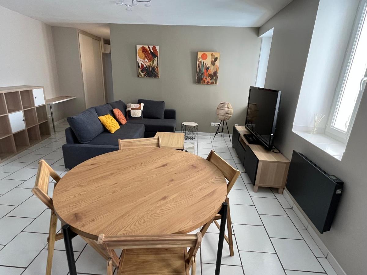Bel Appartement 2 Chambres Au Coeur Du Village Eyragues Dış mekan fotoğraf