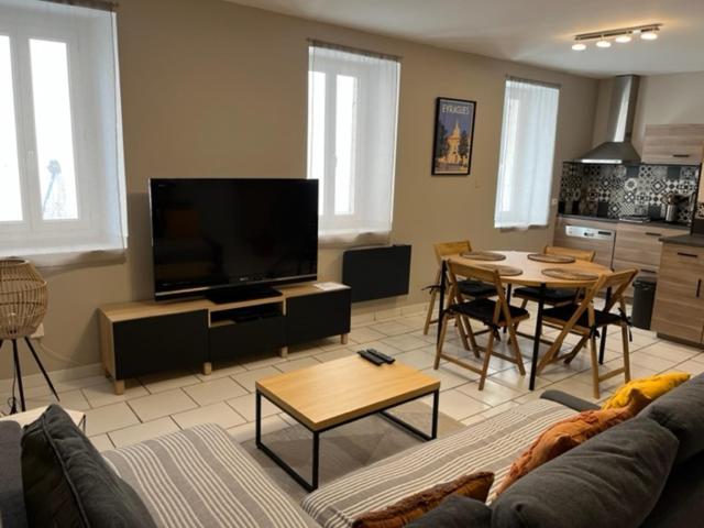 Bel Appartement 2 Chambres Au Coeur Du Village Eyragues Dış mekan fotoğraf